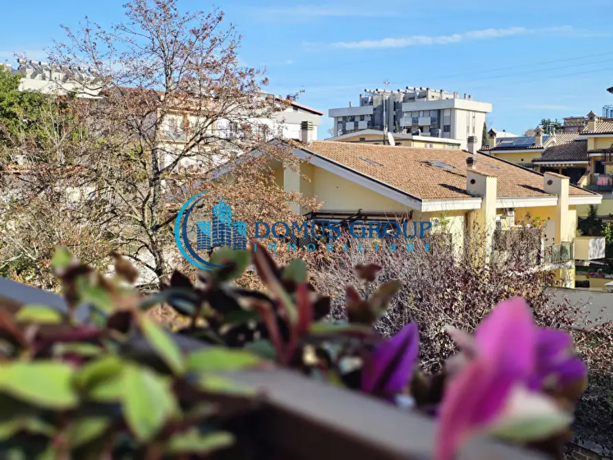 Immagine 32 di Appartamento in vendita  in Via Vergina Tonelli a Roma