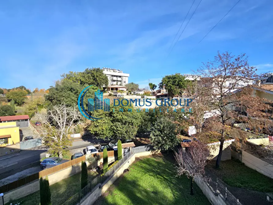 Immagine 41 di Appartamento in vendita  in Via Vergina Tonelli a Roma