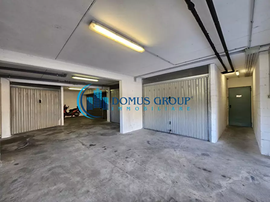 Immagine 50 di Appartamento in vendita  in Via Vergina Tonelli a Roma