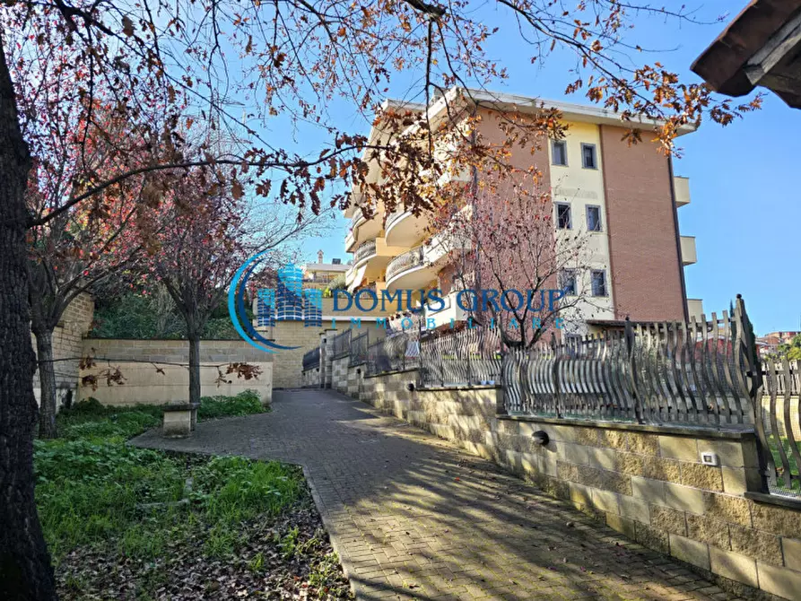 Immagine 56 di Appartamento in vendita  in Via Vergina Tonelli a Roma