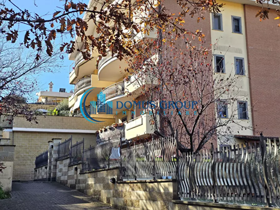 Immagine 57 di Appartamento in vendita  in Via Vergina Tonelli a Roma