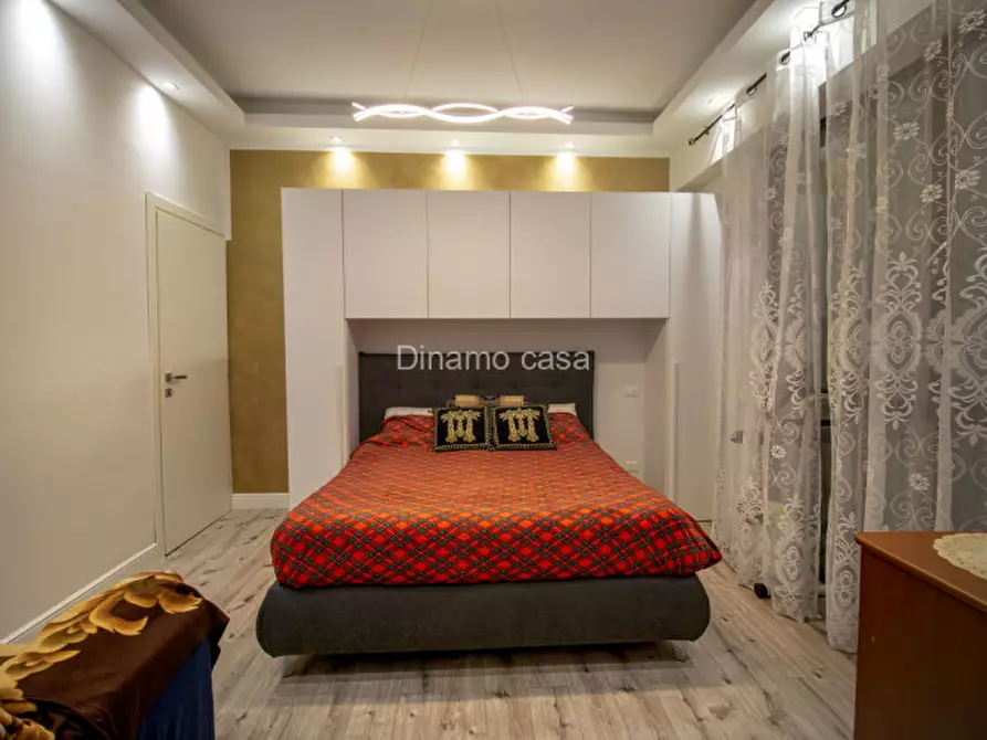 Immagine 12 di Appartamento in vendita  a Prato