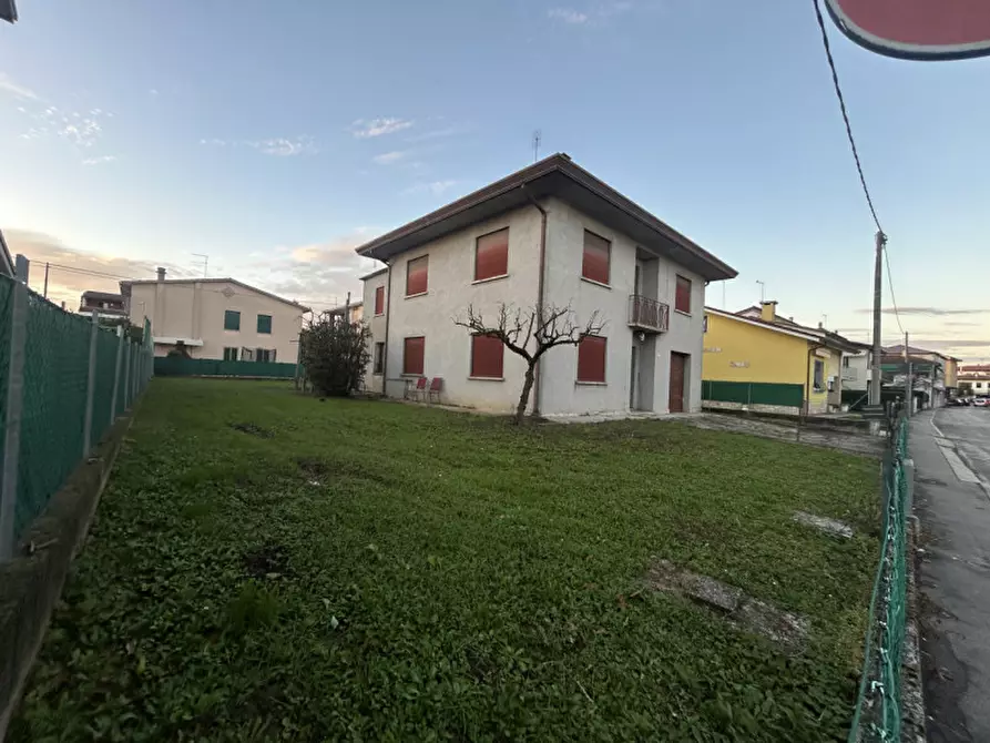 Immagine 9 di Casa indipendente in vendita  in Via Palladio a Mestrino