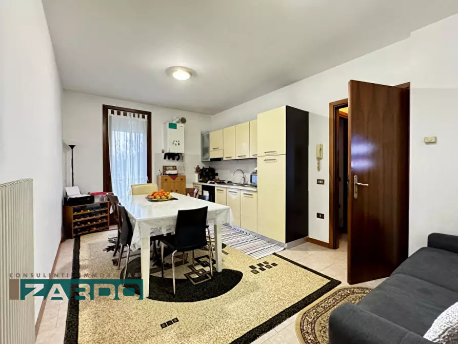 Immagine 2 di Appartamento in vendita  a Loria