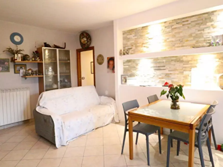 Immagine 2 di Appartamento in vendita  in Via Piave a Montevarchi