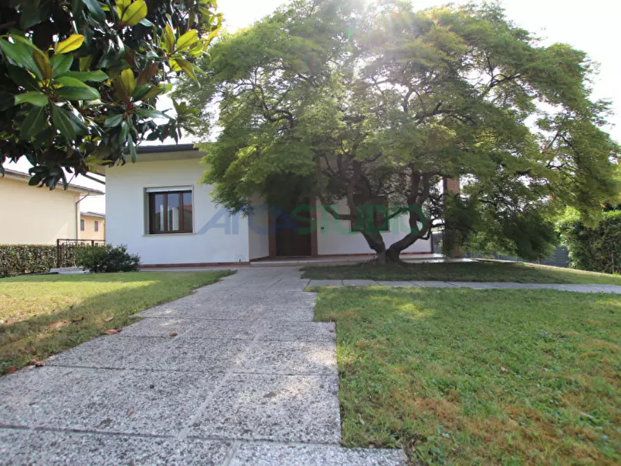 Immagine 4 di Casa indipendente in vendita  in Via Mazzini a Tezze Sul Brenta