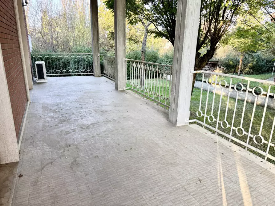 Immagine 16 di Villa in vendita  in via corfu 15 a San Secondo Parmense