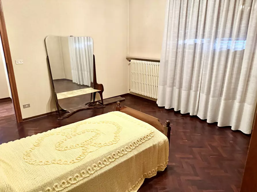 Immagine 51 di Villa in vendita  in via corfu 15 a San Secondo Parmense