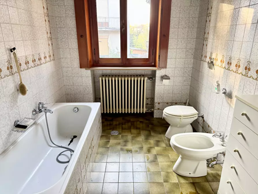 Immagine 55 di Villa in vendita  in via corfu 15 a San Secondo Parmense