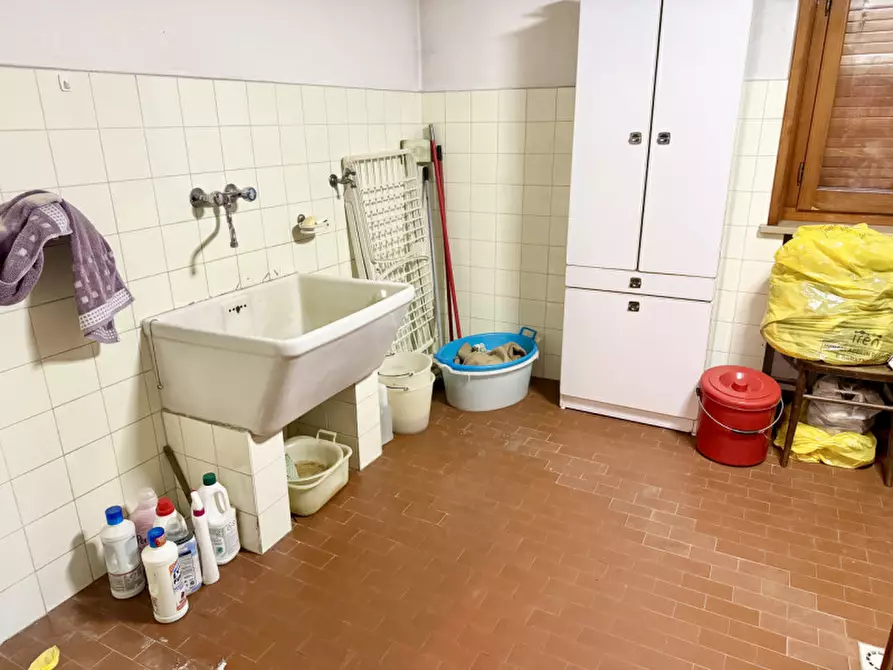 Immagine 83 di Villa in vendita  in via corfu 15 a San Secondo Parmense