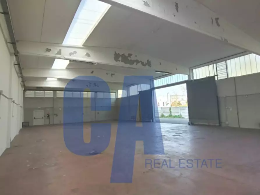 Immagine 3 di Laboratorio in affitto  in VIA BASILICATA a San Giuliano Milanese