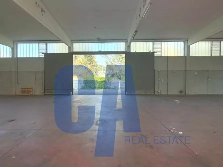 Immagine 11 di Laboratorio in affitto  in VIA BASILICATA a San Giuliano Milanese