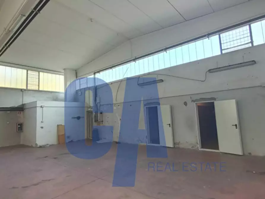 Immagine 3 di Magazzino in affitto  in VIA BASILICATA a San Giuliano Milanese