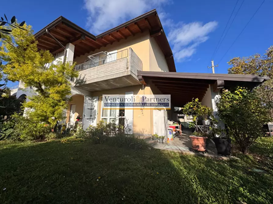 Immagine 2 di Appartamento in vendita  in Via Aldo Moro a Muscoline