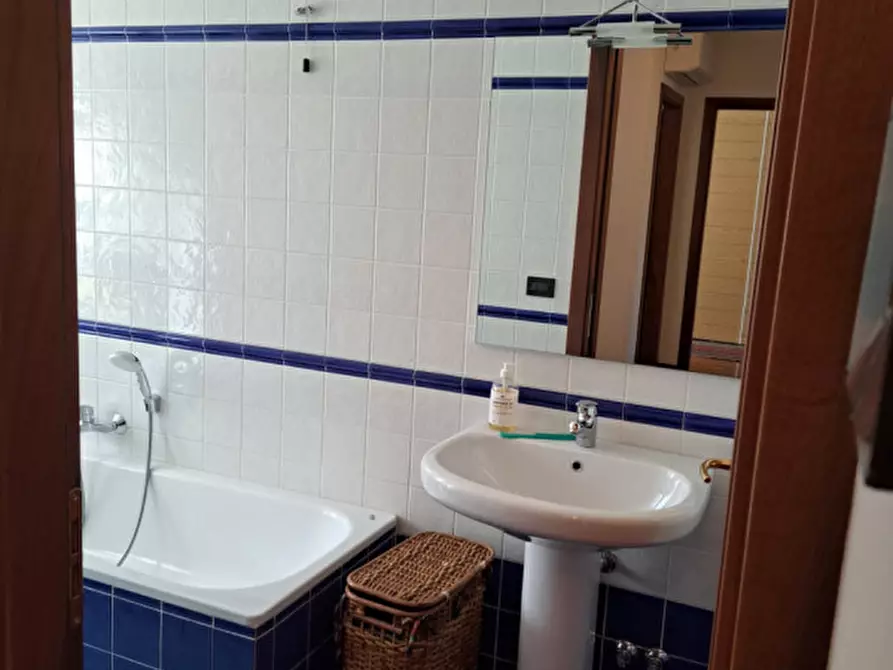 Immagine 32 di Casa quadrifamiliare in vendita  in Via Volturno a Padova