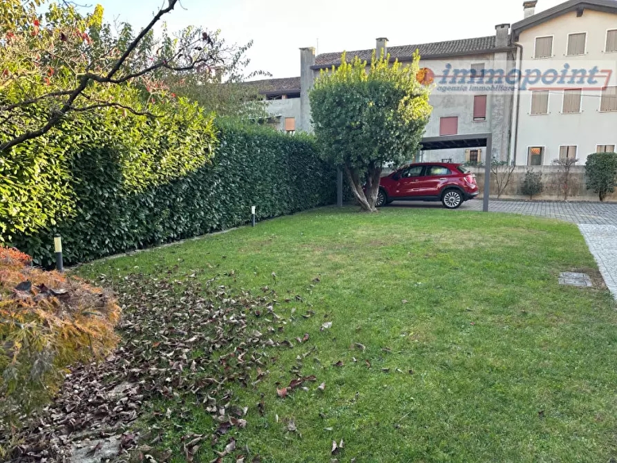 Immagine 3 di Casa indipendente in vendita  in Via Guglielmo Marconi, 8 a Tezze Sul Brenta