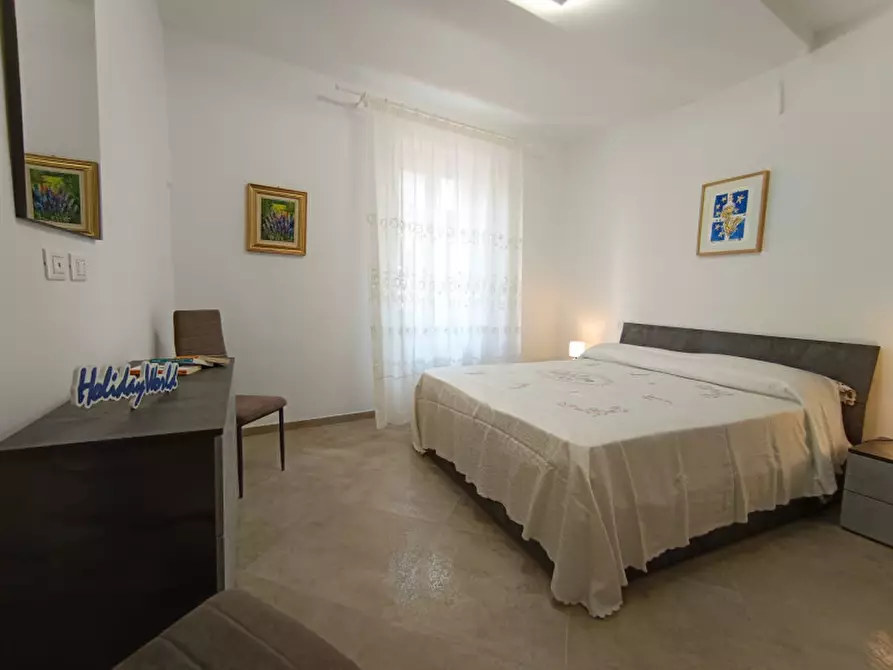 Immagine 10 di Appartamento in affitto  in via saredo 34 a Savona