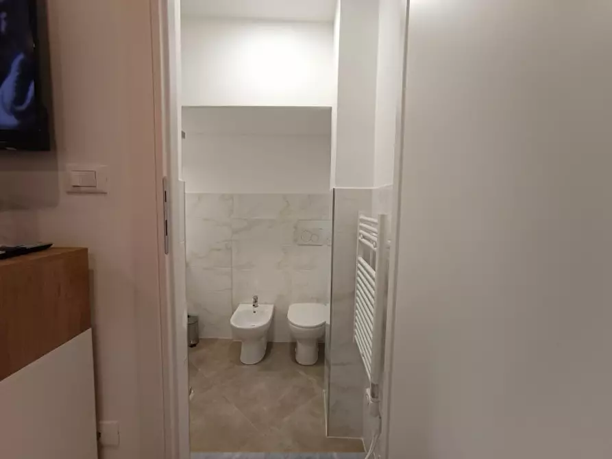 Immagine 15 di Appartamento in affitto  in via saredo 34 a Savona