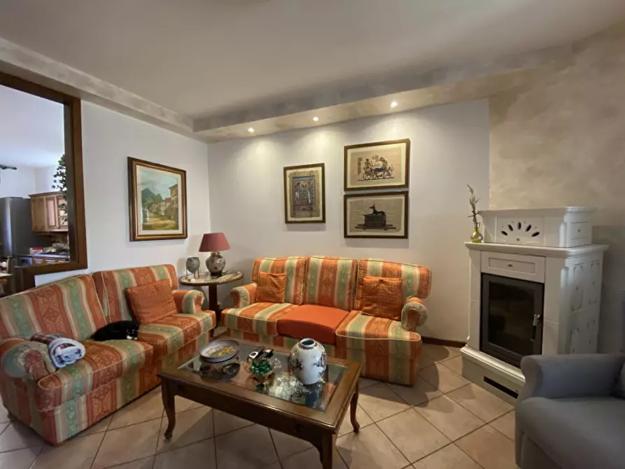 Immagine 3 di Casa bifamiliare in vendita  in Via Boito a Tezze Sul Brenta