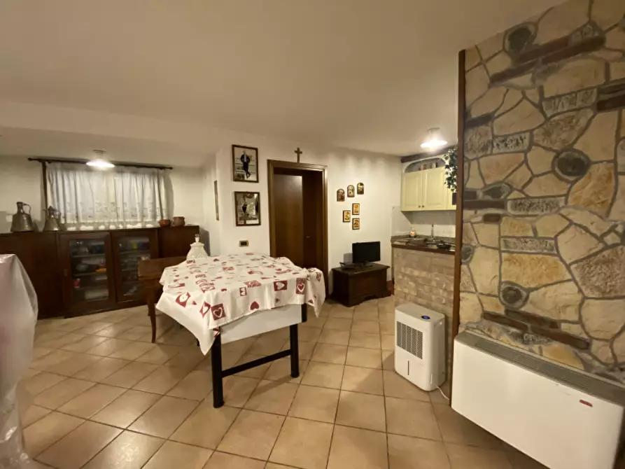 Immagine 10 di Casa bifamiliare in vendita  in Via Boito a Tezze Sul Brenta