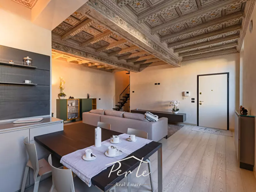 Immagine 1 di Appartamento in vendita  in Via Teatro Vecchio 19 a Mantova