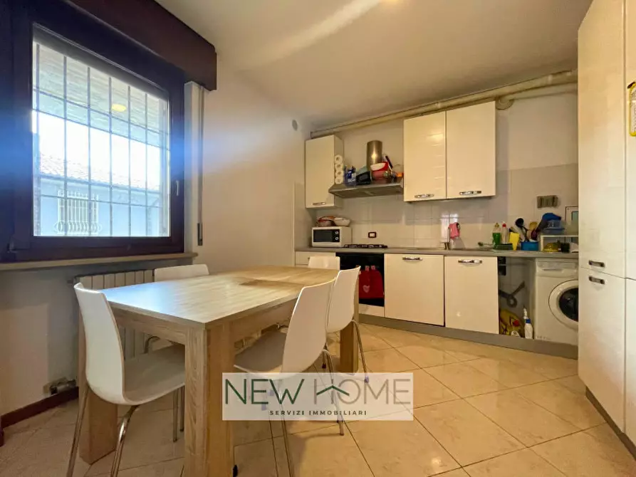 Immagine 8 di Camera in affitto  in Via Capodistria 2 a Verona