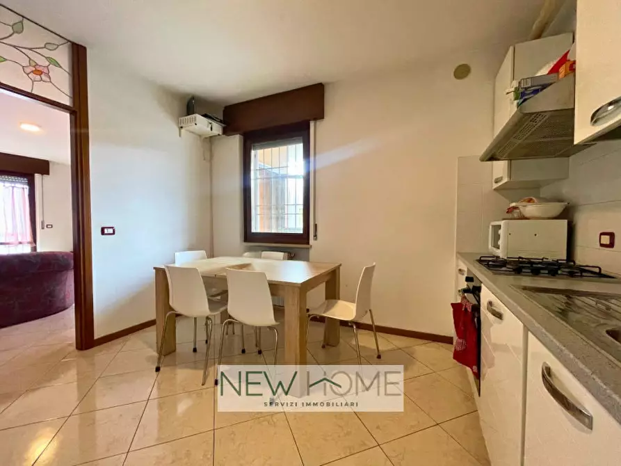 Immagine 10 di Camera in affitto  in Via Capodistria 2 a Verona