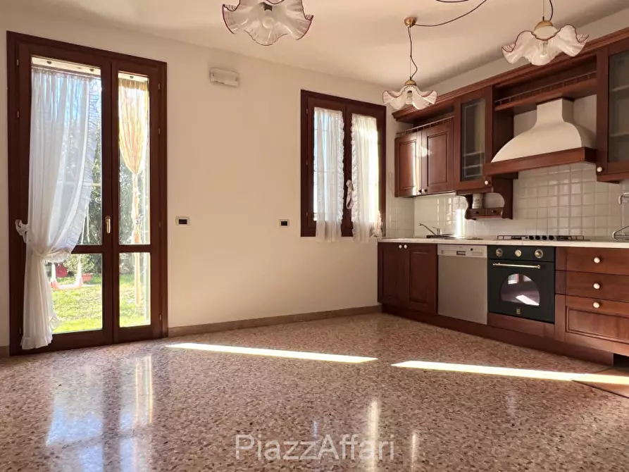 Immagine 8 di Villa in vendita  in Piove di Sacco a Piove Di Sacco