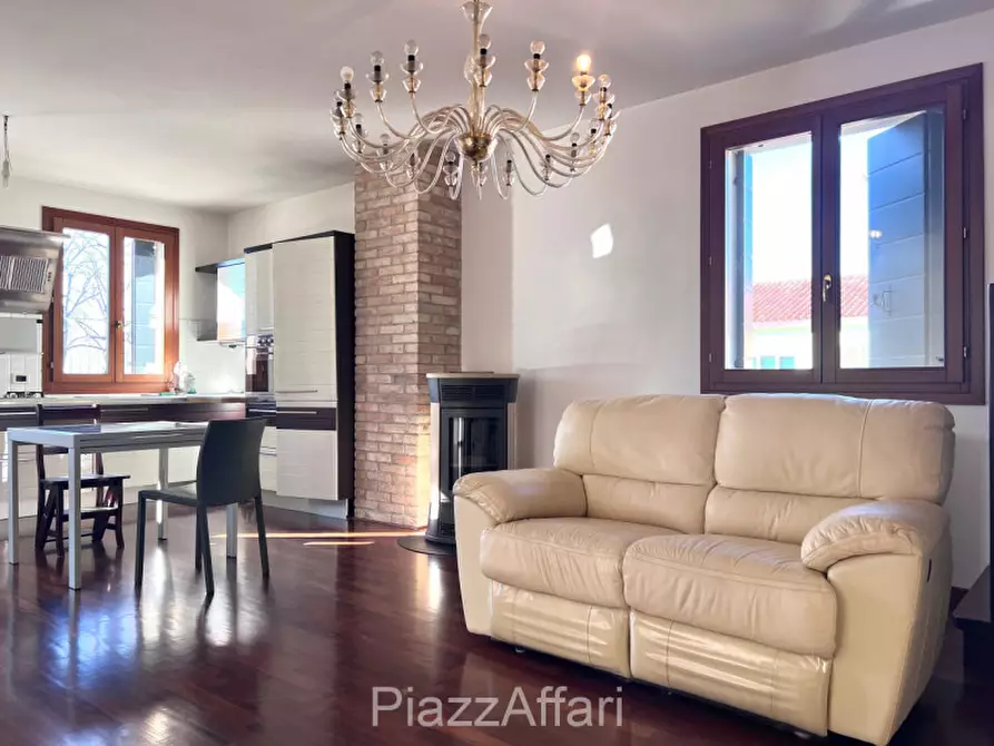 Immagine 19 di Villa in vendita  in Piove di Sacco a Piove Di Sacco