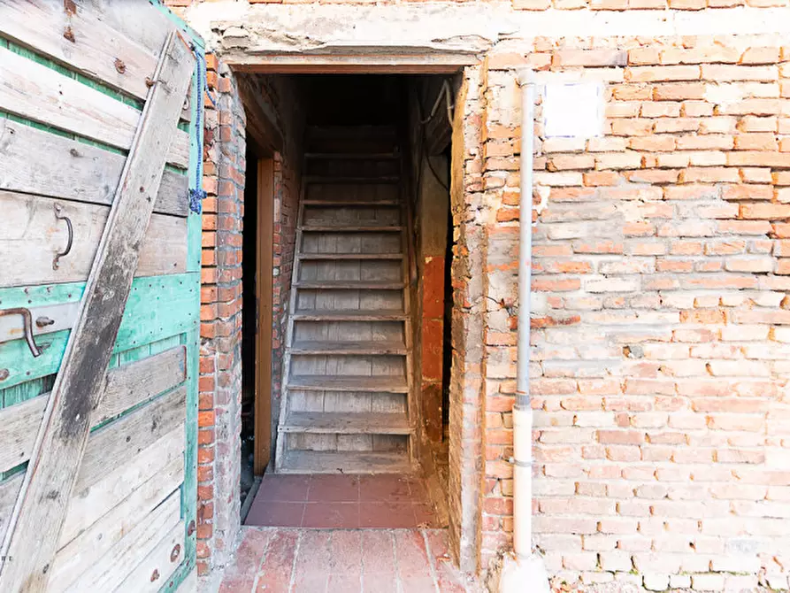 Immagine 8 di Rustico / casale in vendita  in Via Larga a Castel Guelfo Di Bologna