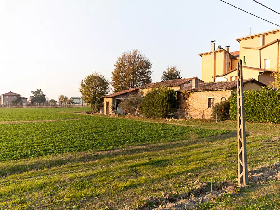Immagine 12 di Rustico / casale in vendita  in Via Larga a Castel Guelfo Di Bologna