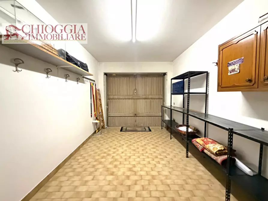 Immagine 17 di Villetta a schiera in vendita  in Via Orti a Rosolina