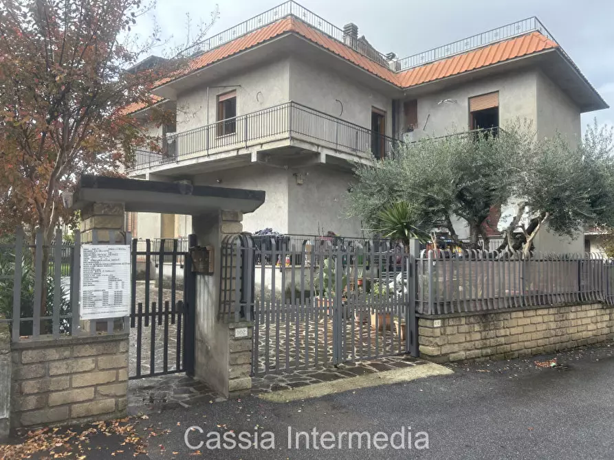 Immagine 2 di Attico in vendita  in Via Aldo Moro 102 a Nepi