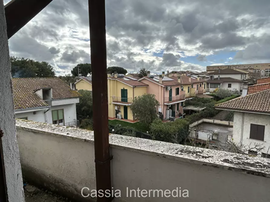 Immagine 31 di Attico in vendita  in Via Aldo Moro 102 a Nepi