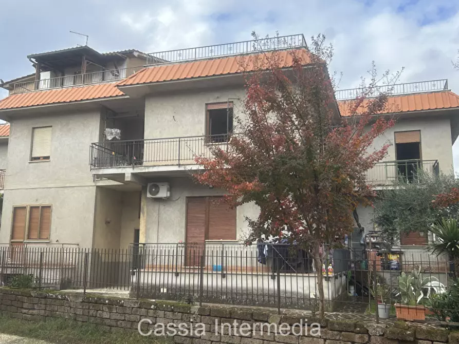 Immagine 34 di Attico in vendita  in Via Aldo Moro 102 a Nepi