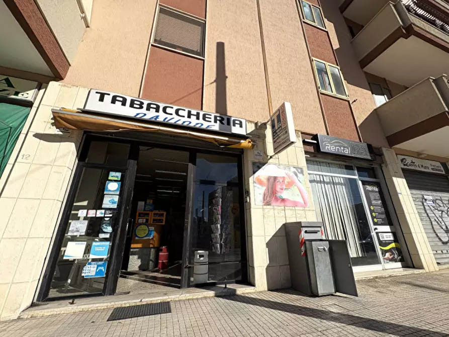 Immagine 5 di Attività commerciale in vendita  in Piazzale Rudiae a Lecce