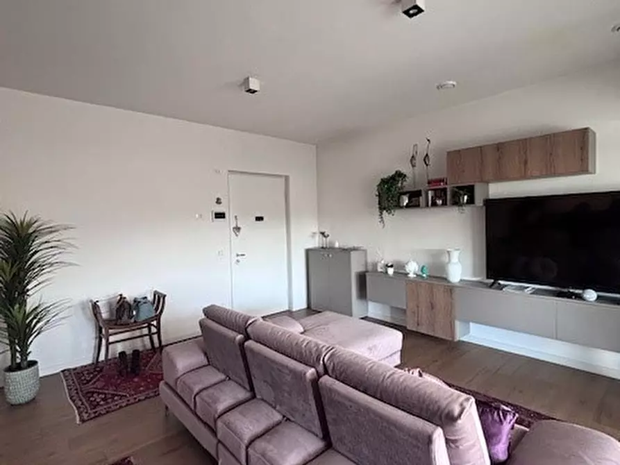 Immagine 4 di Appartamento in vendita  in via Bembo a Padova