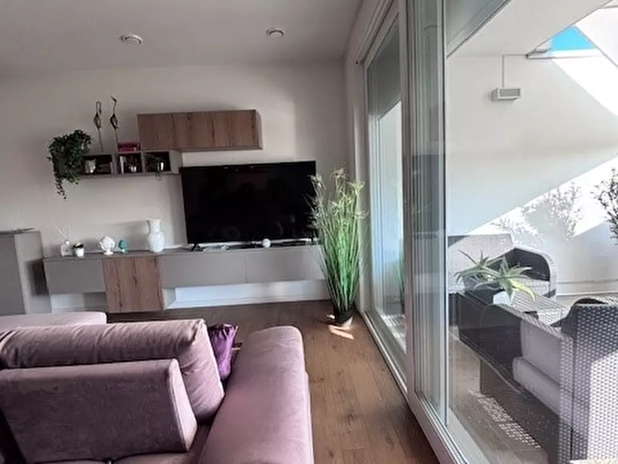 Immagine 5 di Appartamento in vendita  in via Bembo a Padova