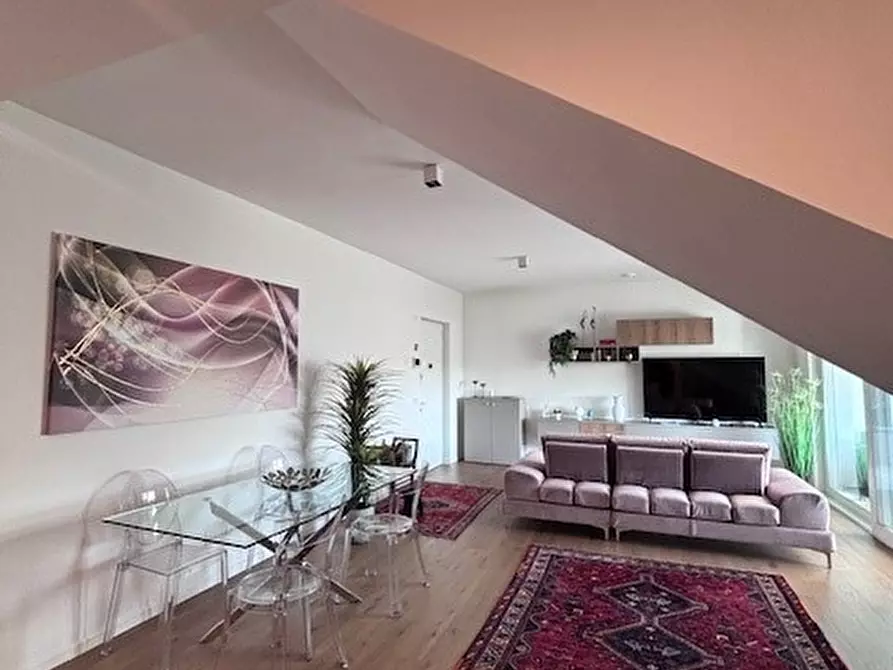 Immagine 9 di Appartamento in vendita  in via Bembo a Padova