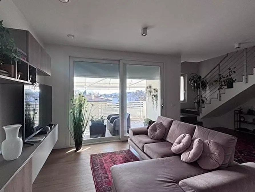 Immagine 13 di Appartamento in vendita  in via Bembo a Padova