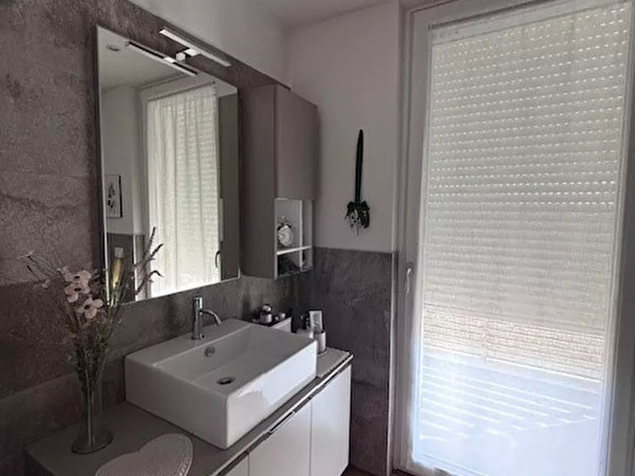 Immagine 14 di Appartamento in vendita  in via Bembo a Padova