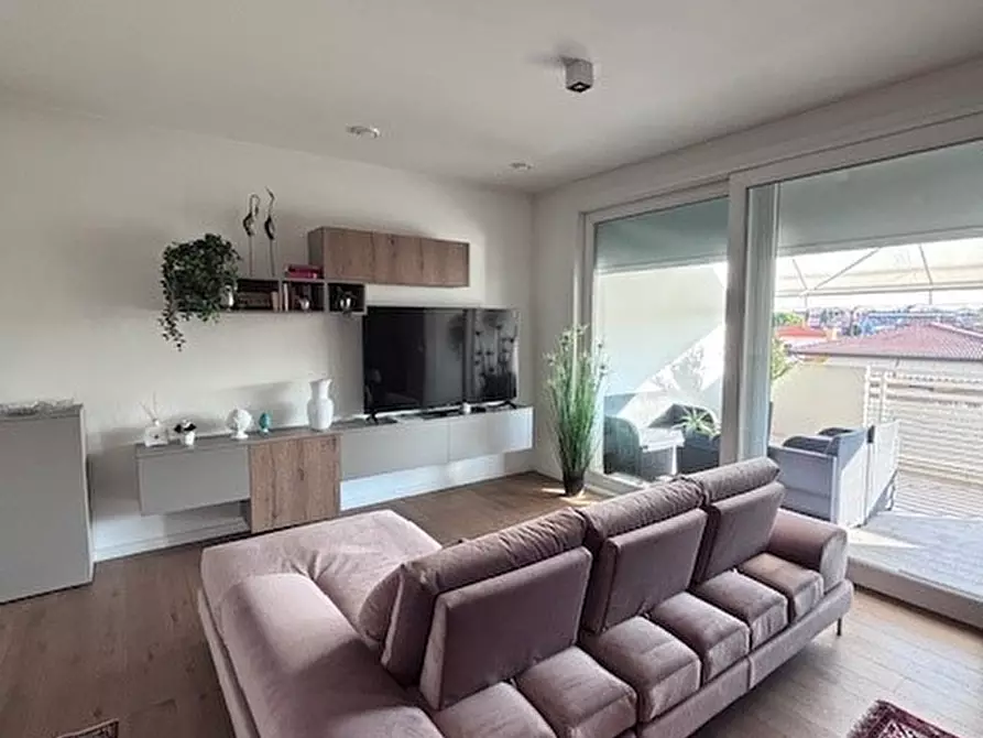 Immagine 35 di Appartamento in vendita  in via Bembo a Padova