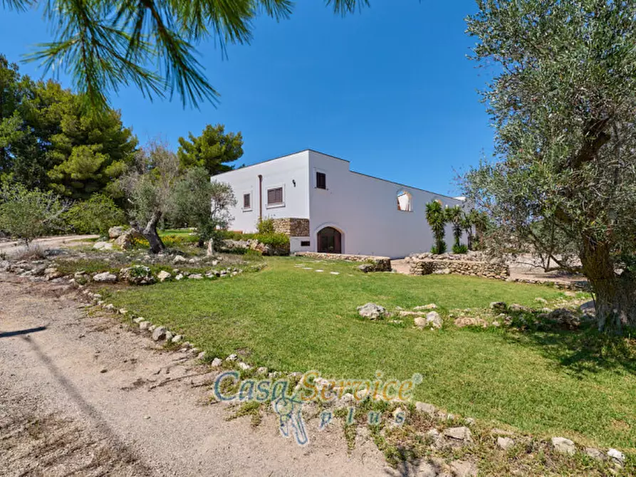 Immagine 3 di Villa in vendita  in Via Contrada Mauri a Sannicola