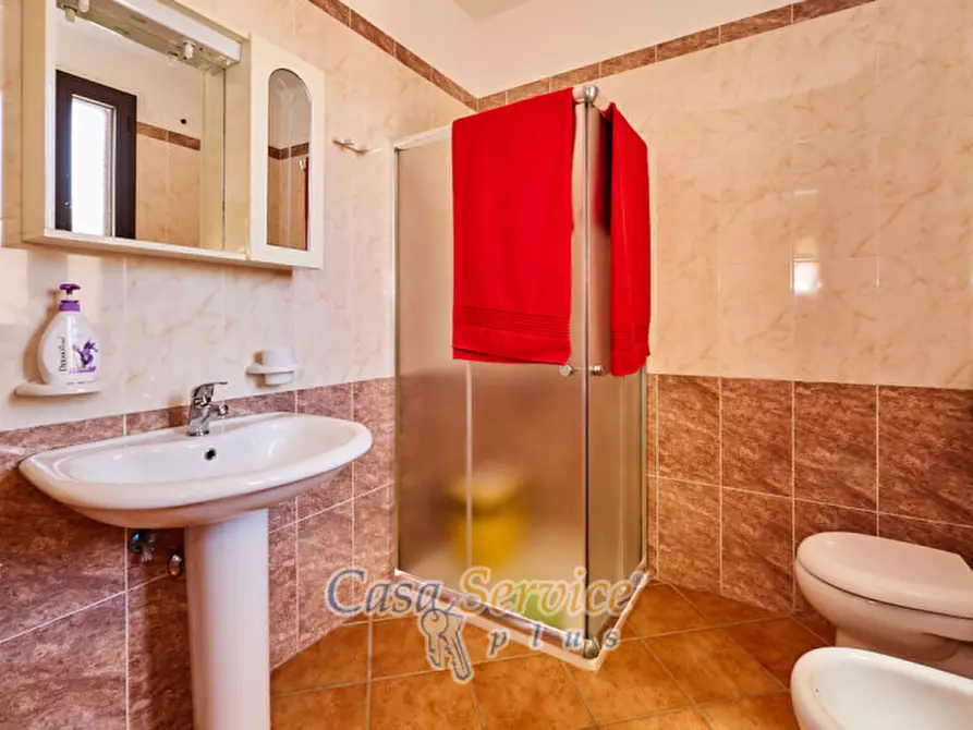 Immagine 10 di Villa in vendita  in Via Contrada Mauri a Sannicola