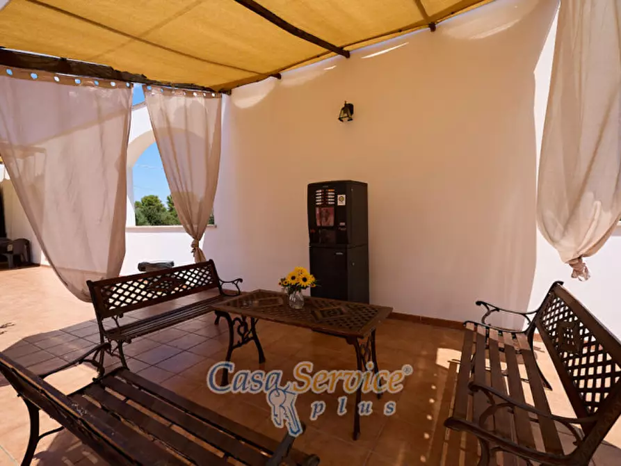 Immagine 22 di Villa in vendita  in Via Contrada Mauri a Sannicola