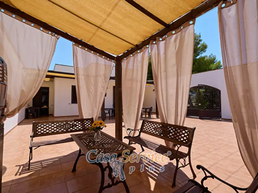 Immagine 24 di Villa in vendita  in Via Contrada Mauri a Sannicola
