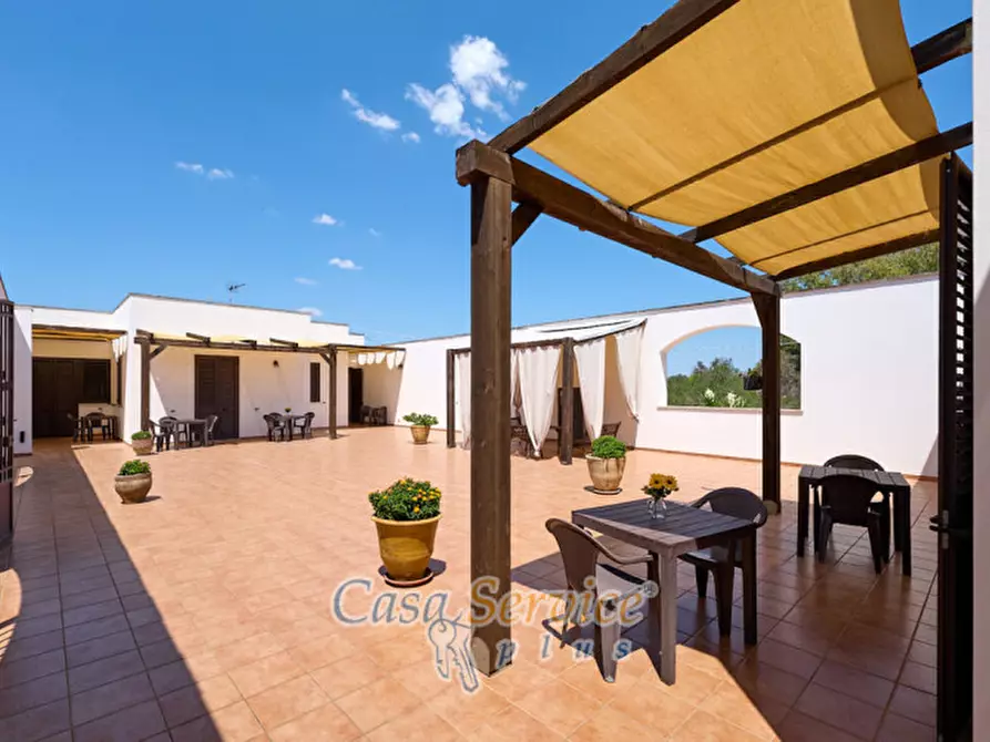 Immagine 26 di Villa in vendita  in Via Contrada Mauri a Sannicola