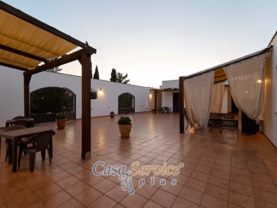 Immagine 29 di Villa in vendita  in Via Contrada Mauri a Sannicola