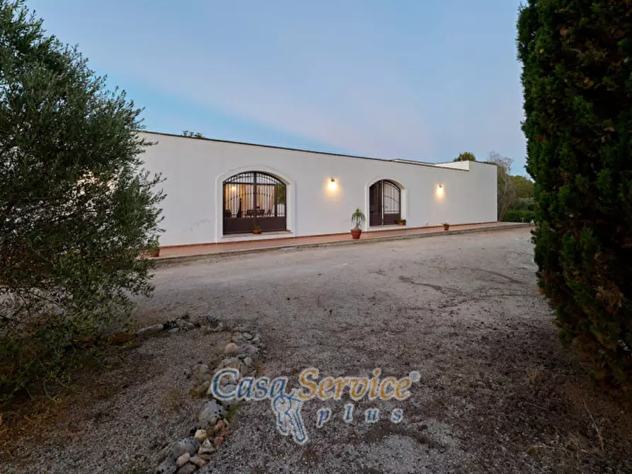 Immagine 32 di Villa in vendita  in Via Contrada Mauri a Sannicola