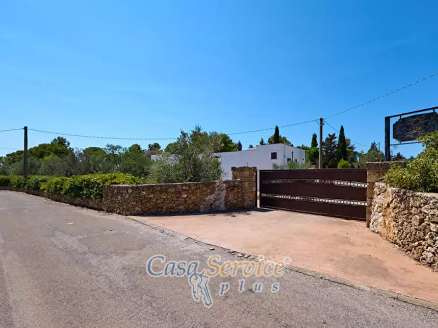 Immagine 34 di Villa in vendita  in Via Contrada Mauri a Sannicola